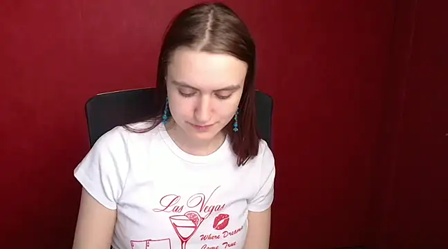 Snapshot of Gabriellagirl chatting on 01-27-25, 10:38 Gabriellagirl online show from 01-27-25, 10:38
