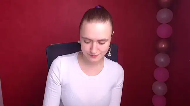 Snapshot of Gabriellagirl chatting on 02-17-25, 11:20 Gabriellagirl online show from 02-17-25, 11:20