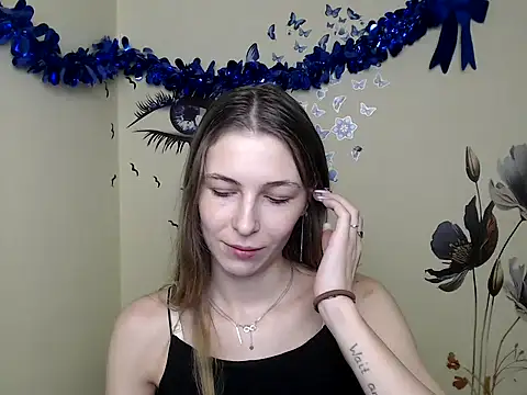 Snapshot of StrangerGi chatting on 01-15-25, 12:58 StrangerGi online show from 01-15-25, 12:58