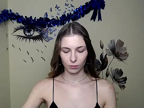 Snapshot of StrangerGi chatting on 01-24-25, 06:56 StrangerGi online show from 01-24-25, 06:56