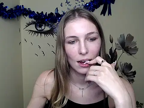 Snapshot of StrangerGi chatting on 01-30-25, 09:58 StrangerGi online show from 01-30-25, 09:58