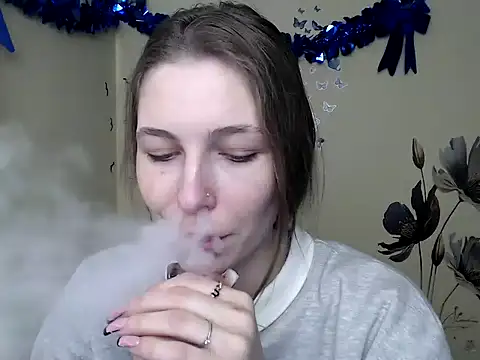 Snapshot of StrangerGi chatting on 02-15-25, 06:55 StrangerGi online show from 02-15-25, 06:55