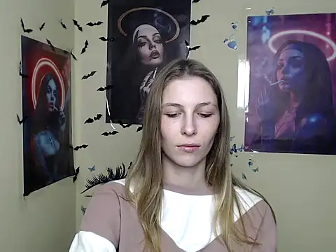 Snapshot of StrangerGi chatting on 03-10-25, 04:03 StrangerGi online show from 03-10-25, 04:03