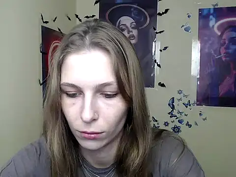 Snapshot of StrangerGi chatting on 03-14-25, 01:02 StrangerGi online show from 03-14-25, 01:02