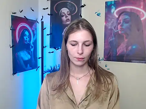 Snapshot of StrangerGi chatting on 09-12-25, 11:43 StrangerGi online show from 09-12-25, 11:43