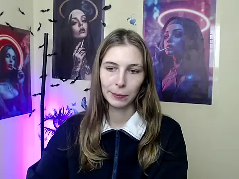 Snapshot of StrangerGi chatting on 10-15-25, 12:16 StrangerGi online show from 10-15-25, 12:16