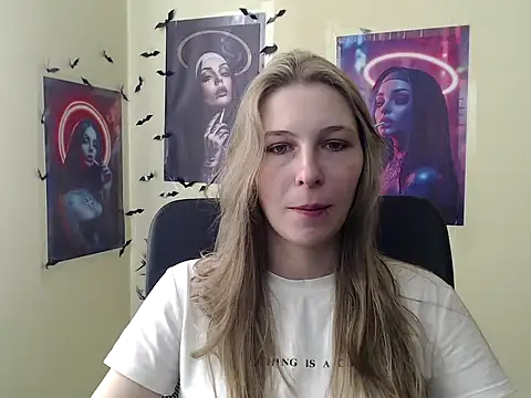 Snapshot of StrangerGi chatting on 04-02-26, 06:11 StrangerGi online show from 04-02-26, 06:11