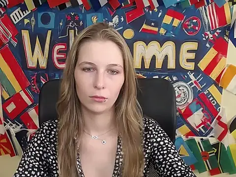 StrangerGi online show from 05-06-26, 06:19