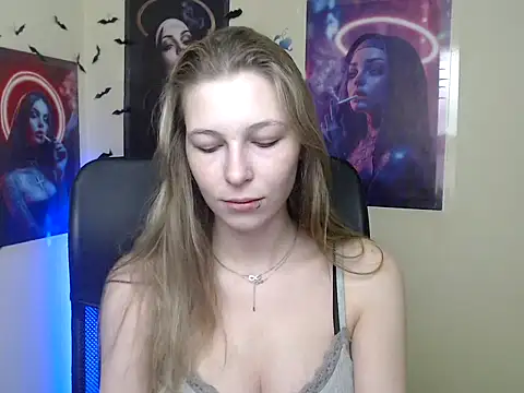 StrangerGi online show from 05-15-26, 06:09