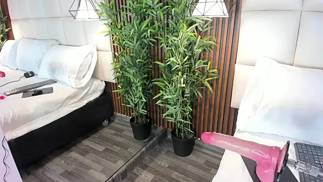 CailynBrowm online show from 11-07-25, 04:34