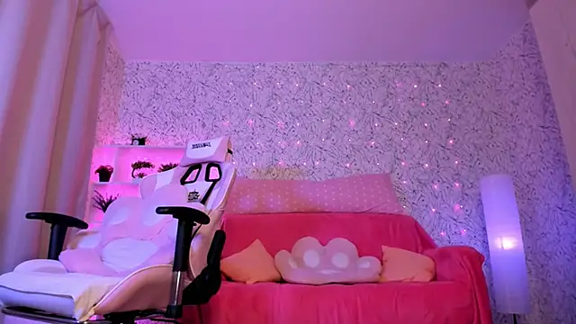 Snapshot of luna_cross chatting on 03-02-25, 07:21 luna cross online show from 03-02-25, 07:21