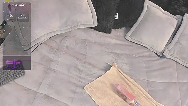 miss meegan online show from 01-10-25, 01:52