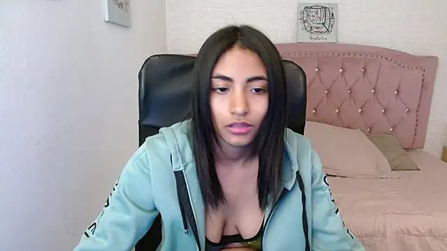 shaneelle online show from 02-17-25, 03:15