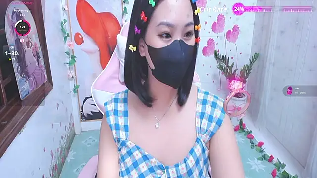 Snapshot of Kae_Jp chatting on 09-18-25, 05:37 Kae Jp online show from 09-18-25, 05:37