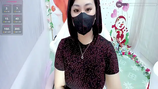 Snapshot of Kae_Jp chatting on 12-18-25, 09:10 Kae Jp online show from 12-18-25, 09:10