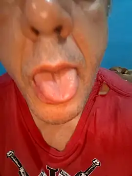 Snapshot of Carlossantos07 chatting on 03-27-26, 10:26 Carlossantos07 online show from 03-27-26, 10:26