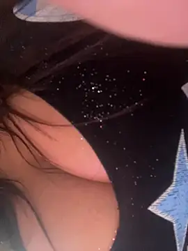 Snapshot of izanmiller2001 chatting on 03-26-26, 06:46 izanmiller2001 online show from 03-26-26, 06:46