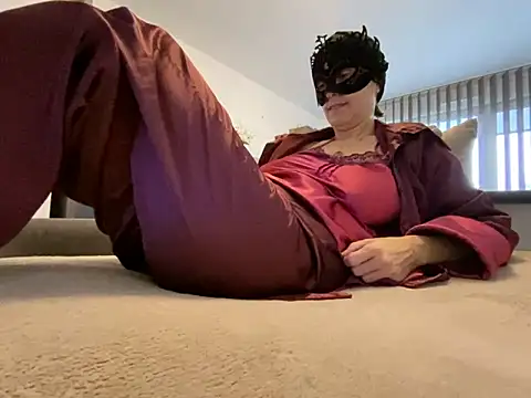 Snapshot of Marilou1983 chatting on 02-01-25, 02:02 Marilou1983 online show from 02-01-25, 02:02