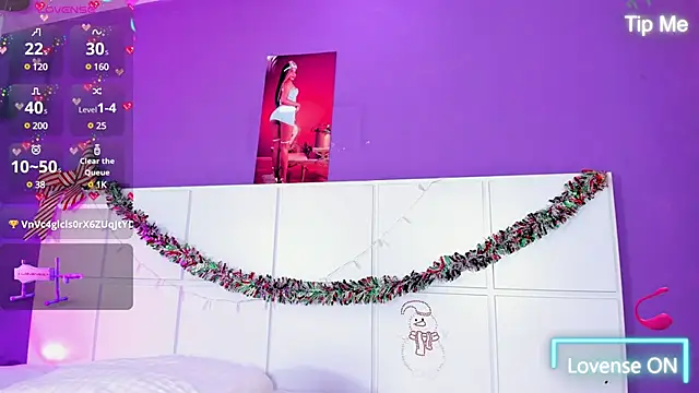 Snapshot of SunnyPage chatting on 01-06-25, 06:20 SunnyPage online show from 01-06-25, 06:20