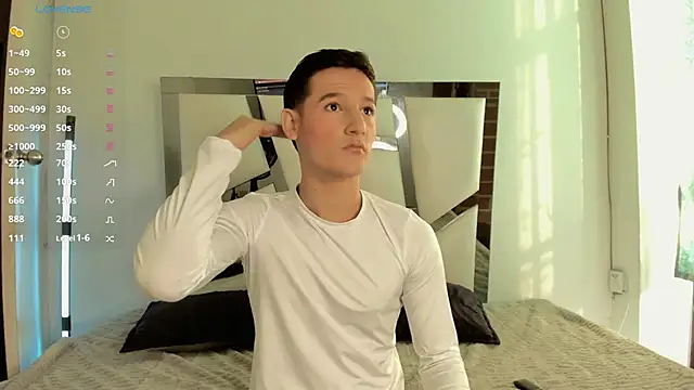 Snapshot of jey_7m chatting on 09-10-25, 12:05 jey 7m online show from 09-10-25, 12:05