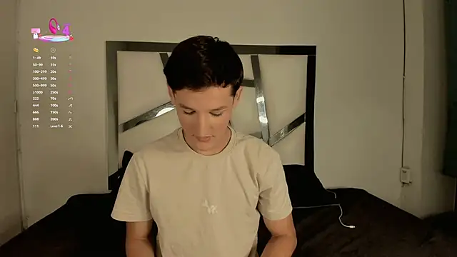 Snapshot of jey_7m chatting on 09-19-25, 12:12 jey 7m online show from 09-19-25, 12:12