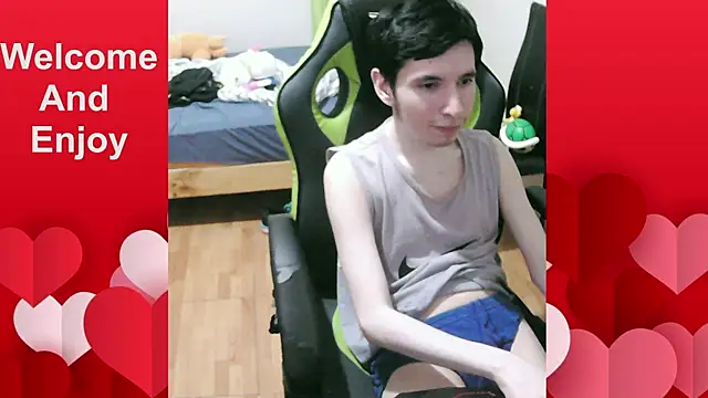 Twink martinboy online show from 04-21-26, 01:42