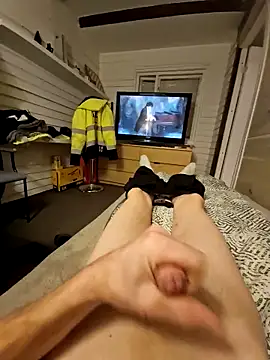 Snapshot of marcis222 chatting on 12-21-25, 06:31 marcis222 online show from 12-21-25, 06:31