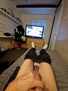 Snapshot of marcis222 chatting on 12-22-25, 11:40 marcis222 online show from 12-22-25, 11:40