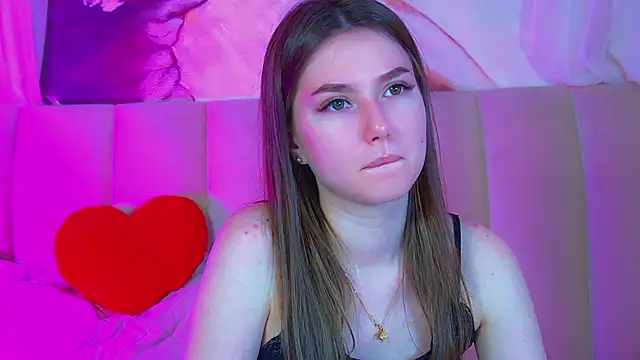 AliceMoreno online show from 11-13-25, 05:12