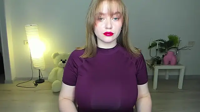 AidaPerry online show from 10-17-25, 03:47