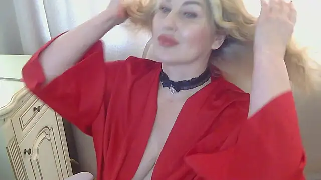 Snapshot of FOX-ME chatting on 02-21-26, 06:47 FOX-ME online show from 02-21-26, 06:47