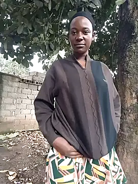 Snapshot of Xtra_bootie chatting on 03-10-26, 07:24 Xtra bootie online show from 03-10-26, 07:24