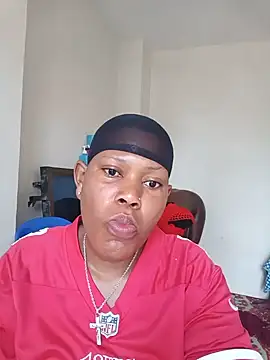 Snapshot of Broan_me chatting on 06-07-26, 05:11 Broan me online show from 06-07-26, 05:11