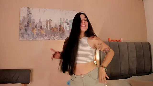 Snapshot of dakotaa__ chatting on 10-26-25, 06:14 dakotaa online show from 10-26-25, 06:14