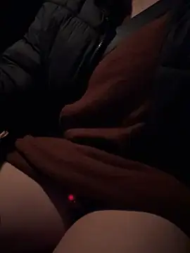 Snapshot of -Milfshake- chatting on 03-12-26, 05:41 -Milfshake- online show from 03-12-26, 05:41