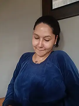 SamaraJay1 online show from 07-10-26, 02:52