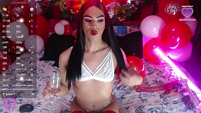 MARGOTFERRER online show from 02-15-25, 03:31