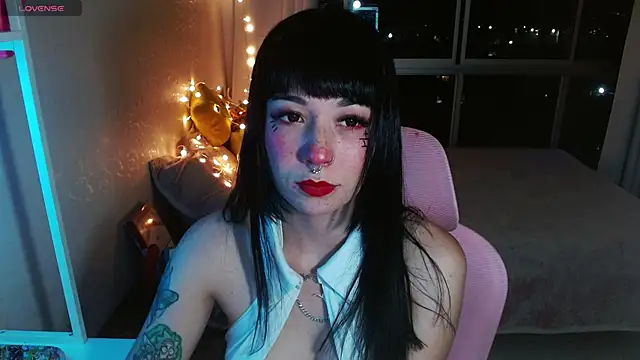 Snapshot of mily_milk_ chatting on 12-09-24, 05:29 mily milk online show from 12-09-24, 05:29