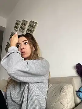 RaquelleDevon online show from 02-28-25, 07:58