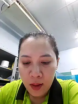 Snapshot of Benlla2802 chatting on 12-06-24, 05:55 Benlla2802 online show from 12-06-24, 05:55