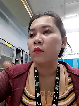 Snapshot of Benlla2802 chatting on 12-16-24, 07:10 Benlla2802 online show from 12-16-24, 07:10