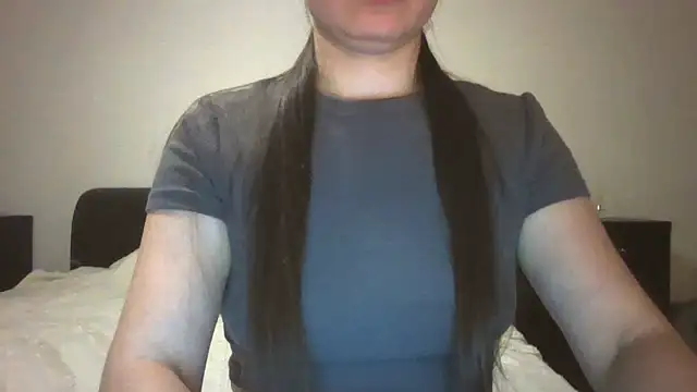 Snapshot of VanesaJewelz chatting on 02-26-25, 08:54 VanesaJewelz online show from 02-26-25, 08:54