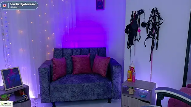 Snapshot of Miss_scarllet_ chatting on 07-09-26, 01:15 Miss scarllet online show from 07-09-26, 01:15