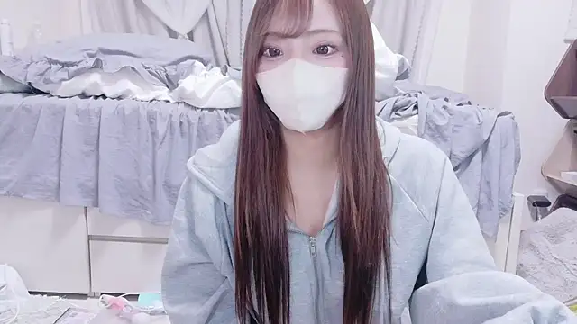Snapshot of _chanMOMO_ chatting on 10-10-25, 01:21 chanMOMO online show from 10-10-25, 01:21