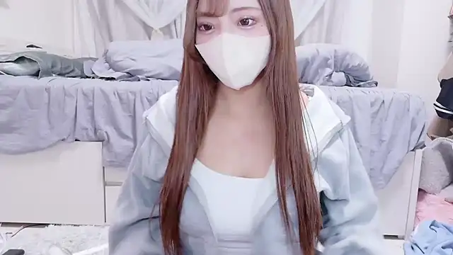 Snapshot of _chanMOMO_ chatting on 11-21-25, 03:11 chanMOMO online show from 11-21-25, 03:11