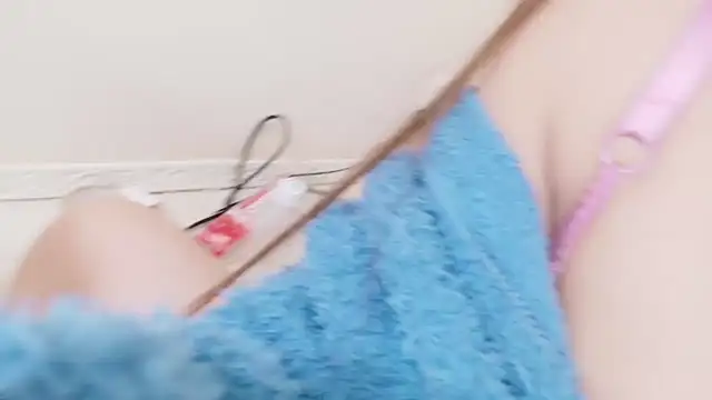 Snapshot of _chanMOMO_ chatting on 12-04-25, 12:14 chanMOMO online show from 12-04-25, 12:14