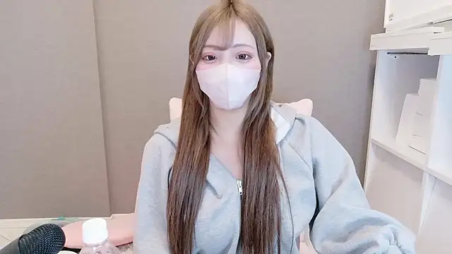 Snapshot of _chanMOMO_ chatting on 03-20-26, 02:55 chanMOMO online show from 03-20-26, 02:55