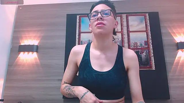 Cutie Shy  online show from 11-04-25, 12:04