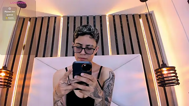 Snapshot of Cutie_Shy_ chatting on 03-03-26, 06:58 Cutie Shy online show from 03-03-26, 06:58