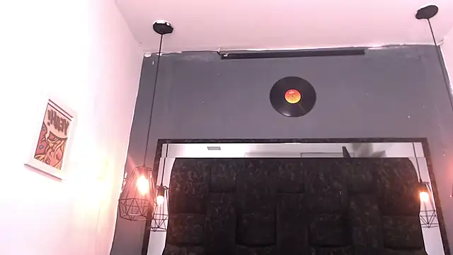 Snapshot of Cutie_Shy_ chatting on 03-04-26, 06:25 Cutie Shy online show from 03-04-26, 06:25